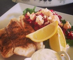 Raw beetroot, rocket & feta salad with Cajun steamed fish and a coriander & caper yogurt dressing. 