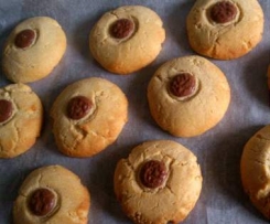 Chocolate button biscuits