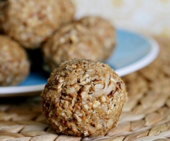 Crunch Protein Balls