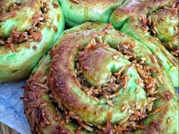 Pandan & Coconut Scrolls