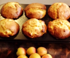 Apricot, Oat & coconut muffins