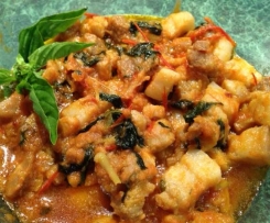 PORK WITH BASIL- JJ's Spicy Thermo Kitchen