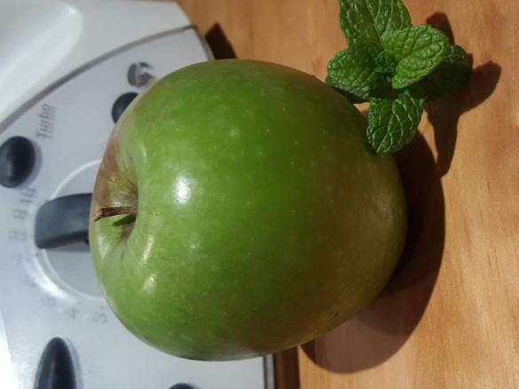 Apple and Mint Sorbet