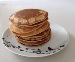 Apple cinnamon oat pancakes