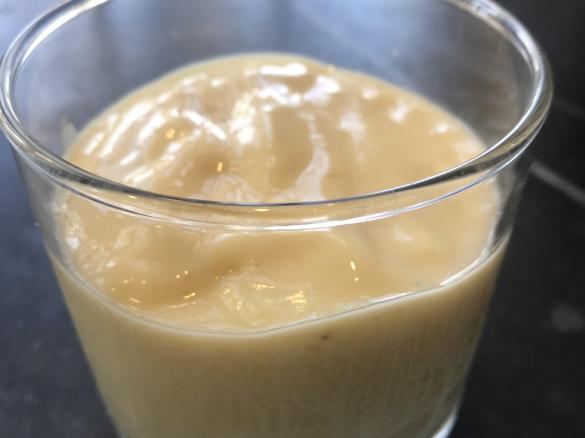 Simple mango banana smoothie