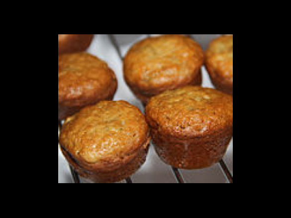 Oat Bran & Banana Muffins