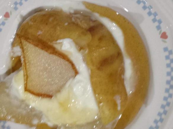 Caramel poached pears with Greek yougurt