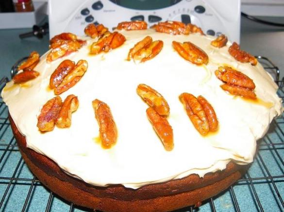 Banana and Pecan Cake