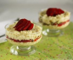 Sweet risotto with strawberries, pistachios and limoncello