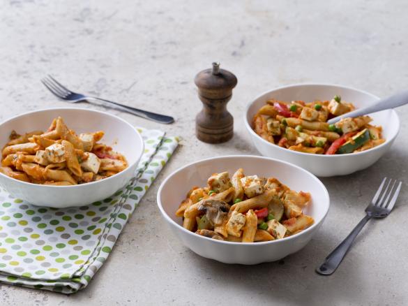 Tomato pasta with vegetables and feta (TM31)