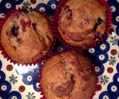 Banana & Berry Wholefood Muffins (based on a Jude Blereau recipe)