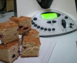 Olive Oil Raspberry Cake   (a Janelle Bloom recipe)