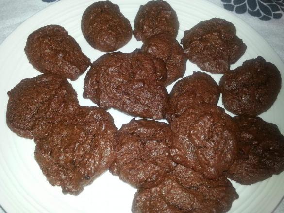 Flourless Choc Brownie Cookies