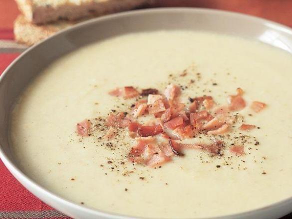 Variation  Creamy Cauliflower, Potato & Bacon Soup