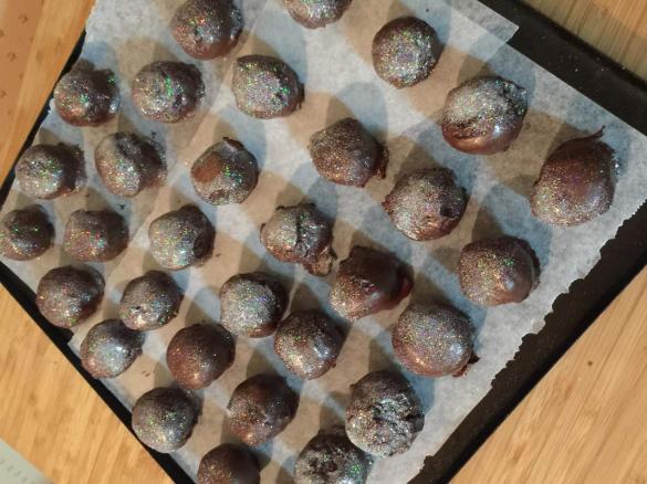 Chocolate Glitter Balls