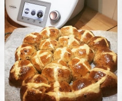 Gourmet Apple and cinnamon hot cross buns