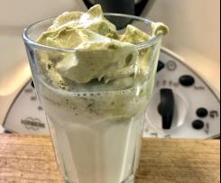 Dalgona Matcha Latte