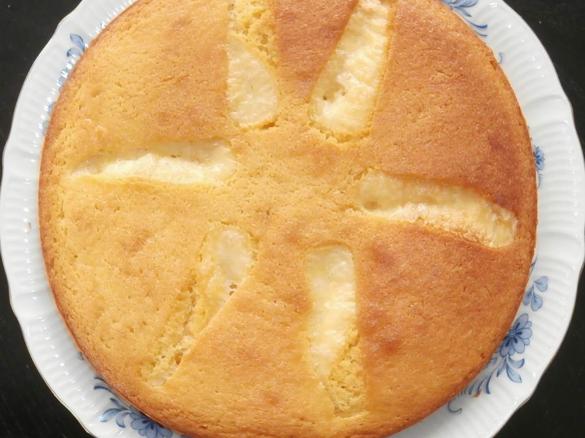 Fullmoon Butter Cake