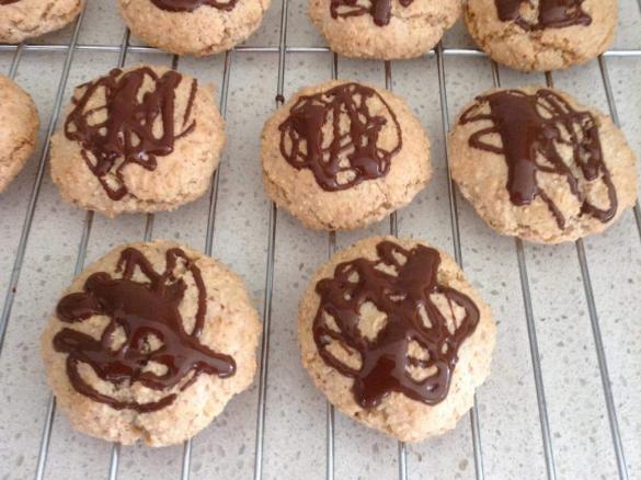 Almond Chocolate Macaroons