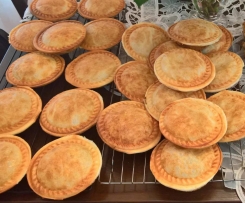 Chicken and Leek Pie filling Chicken and Mushroom pie filling