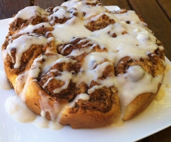Hot Buttered Rum Cinnamon Pecan Scrolls