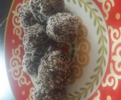 Choc fudge healthy balls 