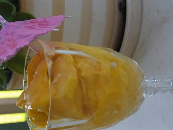 Healthly Mango Icecream