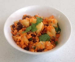 Pineapple, carrot and raisin salad