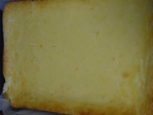 Baked Lemon Cheesecake Slice