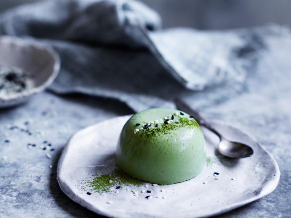 Coconut matcha panna cotta
