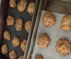 Peanut & Choc-Chip Cookies