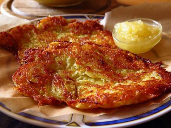 Potato pancakes / Kartofelpuffer