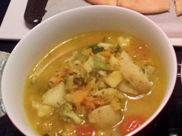 Hunters Chunky Country Vegetable Soup