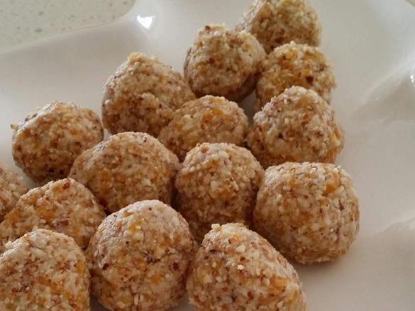 White Christmas Bliss balls