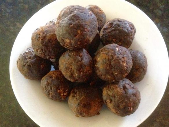 Protein Date Balls
