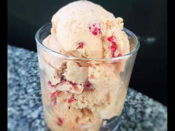 Rhubarb, Apple and Raspberry Fruity Dream