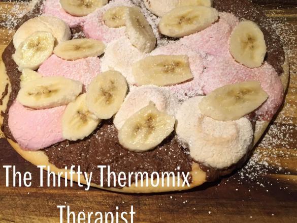 Nutella, Marshmellow, Banana Pizza 