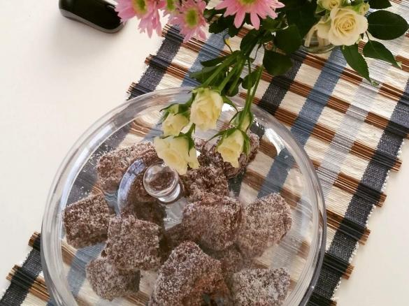 Vegan Lamingtons