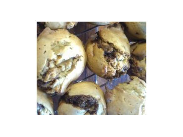 Banana & Violet Crumble Muffins