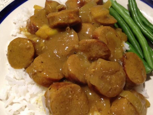 Curried (leftover) sausages with rice and veggies