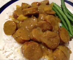 Curried (leftover) sausages with rice and veggies