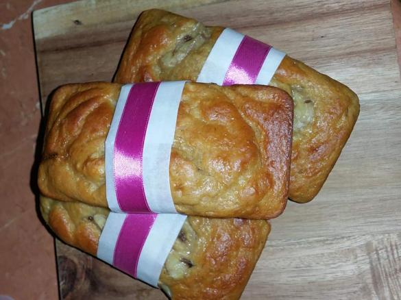 Nushi's Sugar Reduced Mini Banana Loaves