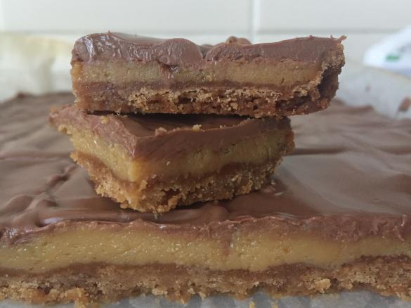Grandma's Caramel Slice
