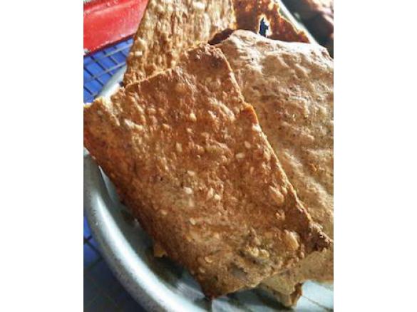 ThermoMonts Quinoa Crackers