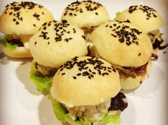 Mini Thai Chicken Burgers