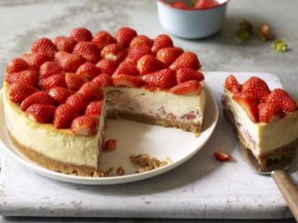 All in one Strawberry and White Chocolate Cheesecake
