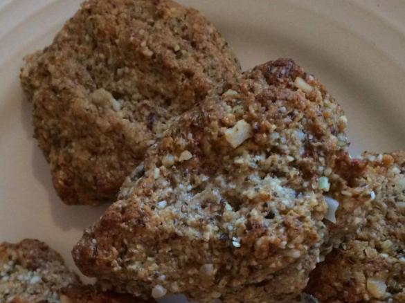 Nut and Date Biscuits 