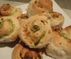 Spinach, Feta & Garlic Scrolls