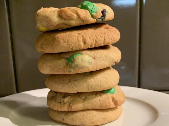 PEANUT M&M COOKIES
