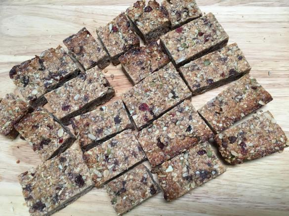 Nut free muesli bars